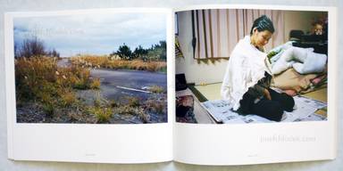 Sample page 6 for book  Takashi Kuraya – A Glimmer of Light カーテンを開けて
