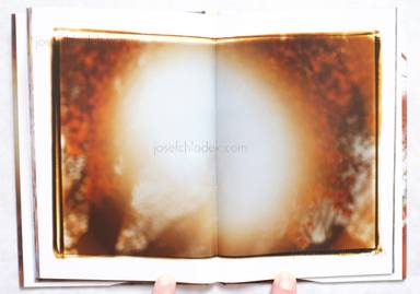 Sample page 4 for book  Aki Tanaka – Sunshine Volition 1/f の太陽