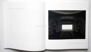 Sample page 8 for book  Hiroshi Sugimoto – Theaters
