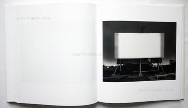 Sample page 21 for book  Hiroshi Sugimoto – Theaters