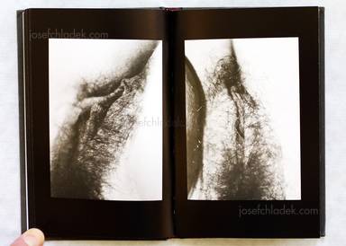Sample page 4 for book  Henri Maccheroni – Cent Photographies Choisies Dans La Serie Deux Mille Photographies Du Sexe D'Une Femme