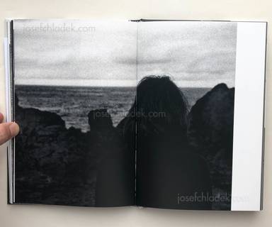 Sample page 9 for book Camilo Amaya – In/Signe