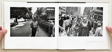 Sample page 20 for book  Winogrand Garry – Women are beautiful