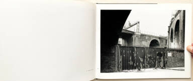 Sample page 20 for book Axel Hütte – London, Photographien 1982-1984