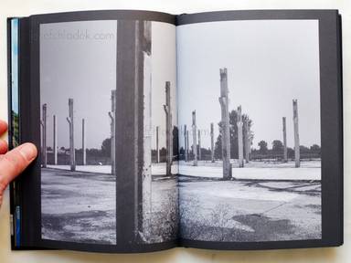 Sample page 8 for book  Stefano Vigni – Derive (Drifts), Italy in crisis