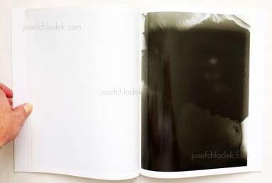 Sample page 10 for book  Dirk Braeckman – Sisyphe