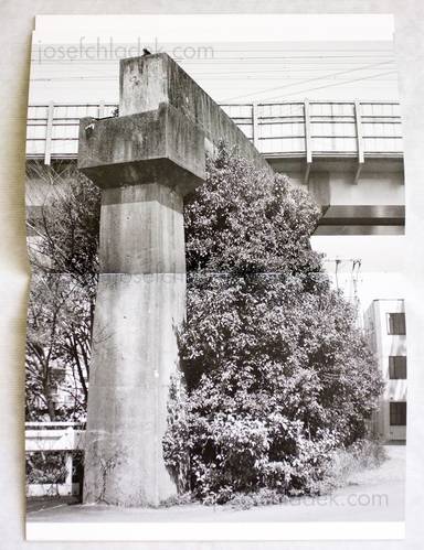 Sample page 9 for book  Johannes Ernst – Concrete Remains 軌跡