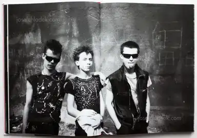 Sample page 16 for book "Mukhin, Igor – Igor Mukhin - I've seen rock' n'roll / Игорь Мухин. Я видел рок-н-ролл" Sample page 16 for book "Mukhin, Igor – Igor Mukhin - I've seen rock' n'roll / Игорь Мухин. Я видел рок-н-ролл"