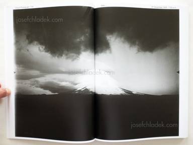 Sample page 3 for book  Helmut Völter – The Movement of Clouds around Mount Fuji - Photographed and Filmed by Masanao Abe